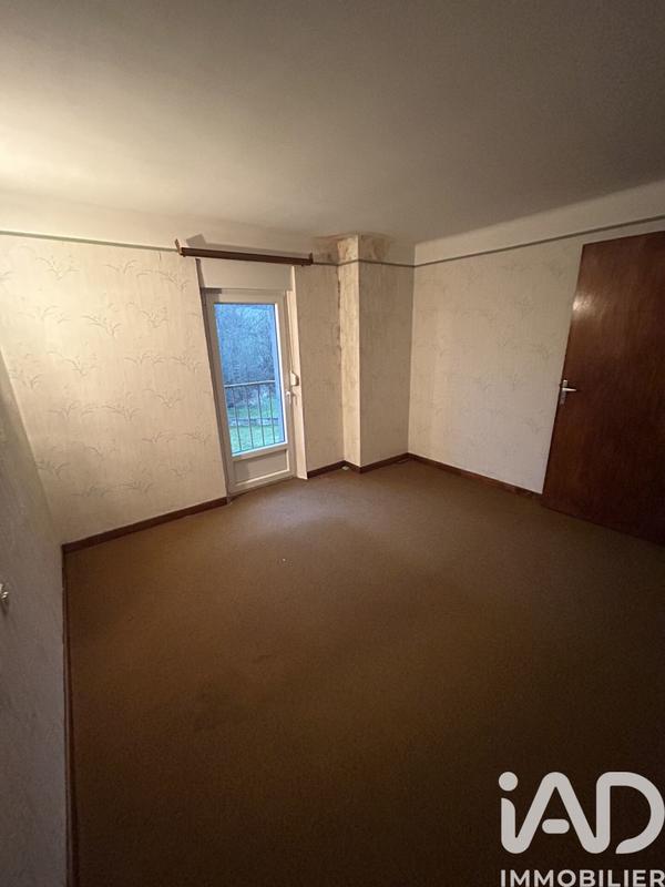 Maison - 96 m² - 6 pièces