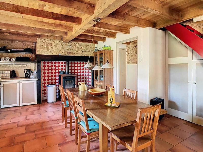 Maison - 170 m² - 9 pièces