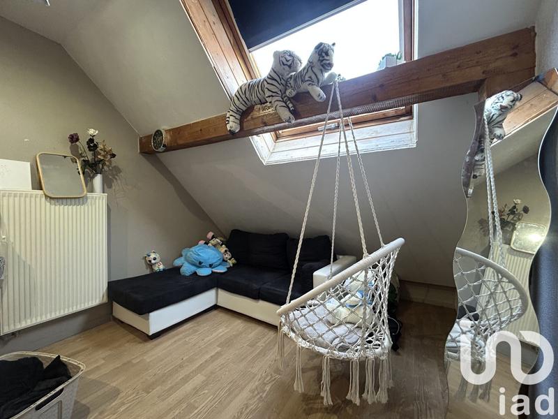 Maison - 235 m² - 9 pièces