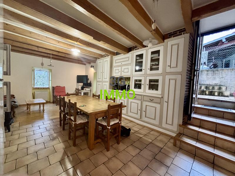 Maison en pierre - 96 m² - 5 pièces