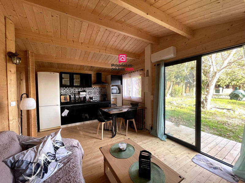 Maison - 180 m² - 7 pièces