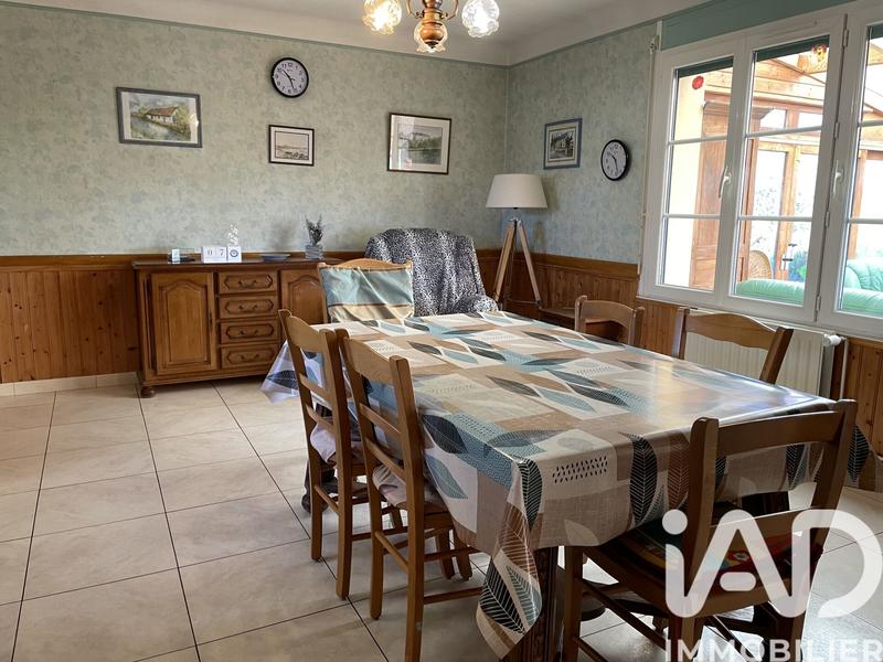 Maison - 180 m² - 8 pièces