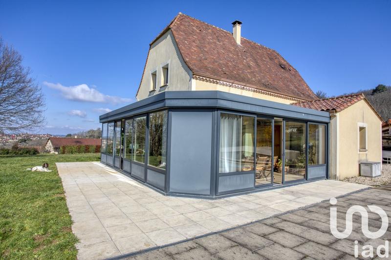 Maison - 185 m² - 6 pièces