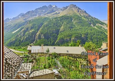 Châlet - 280 m² - 8 pièces