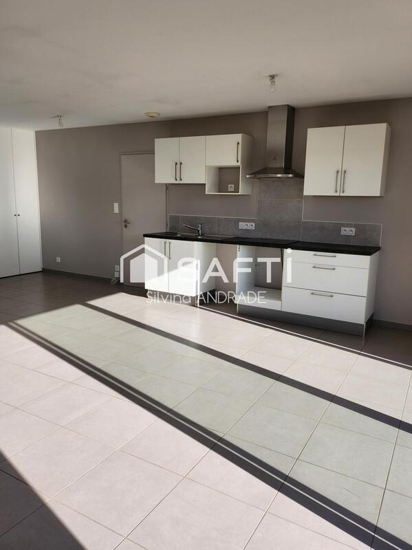 Maison - 89 m² - 5 pièces