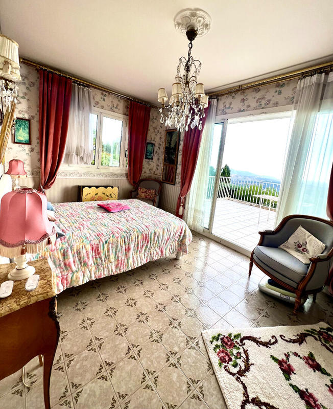 Maison - 108 m² - 4 pièces