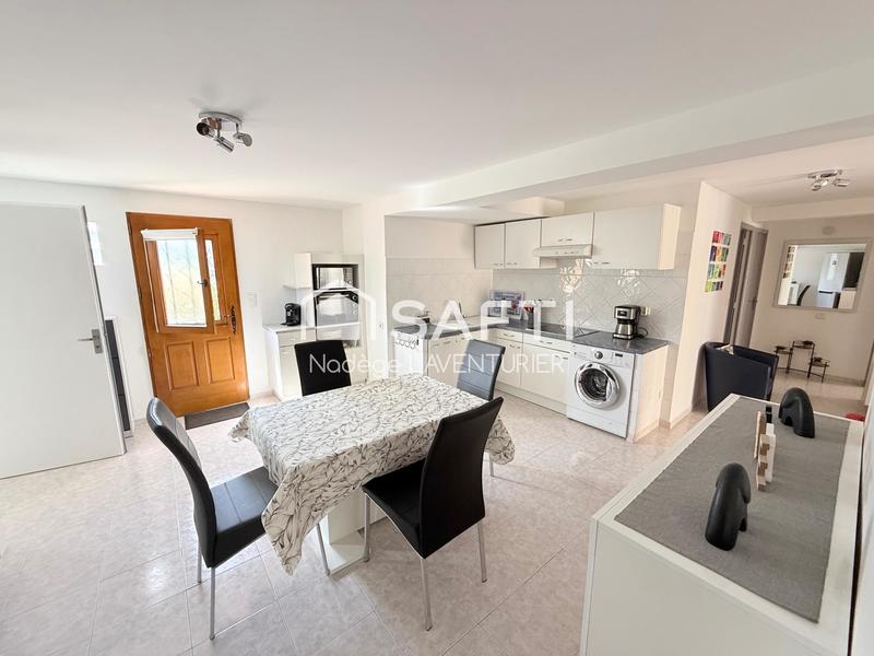 Maison - 181 m² - 8 pièces