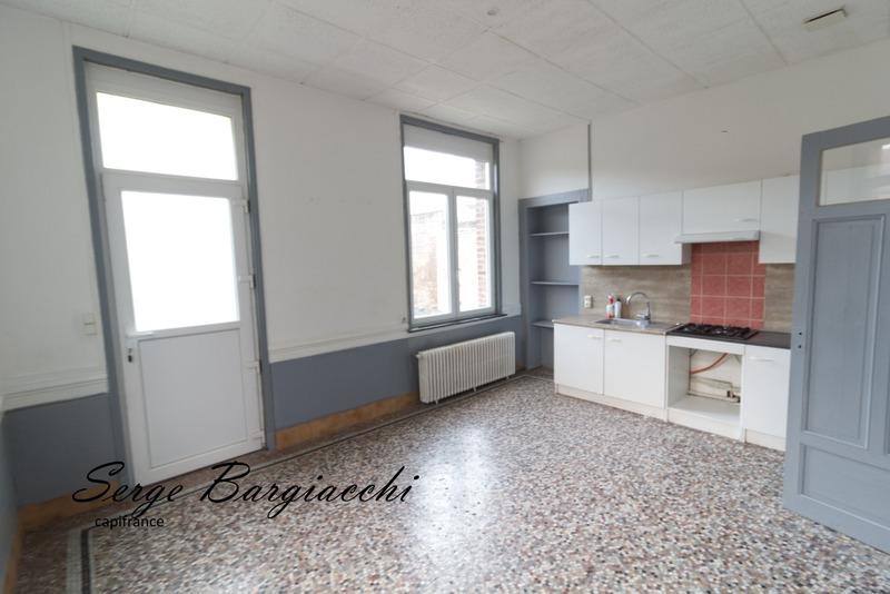 Immeuble - 150 m² - 6 pièces