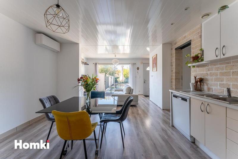 Appartement - 80 m² - 4 pièces