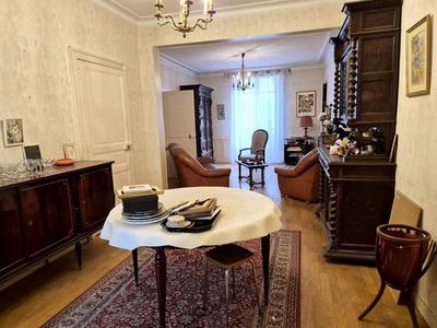 Maison - 136 m² - 6 pièces