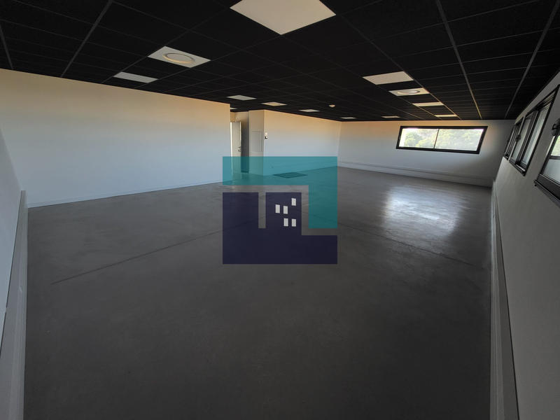 Bureau - 114 m²