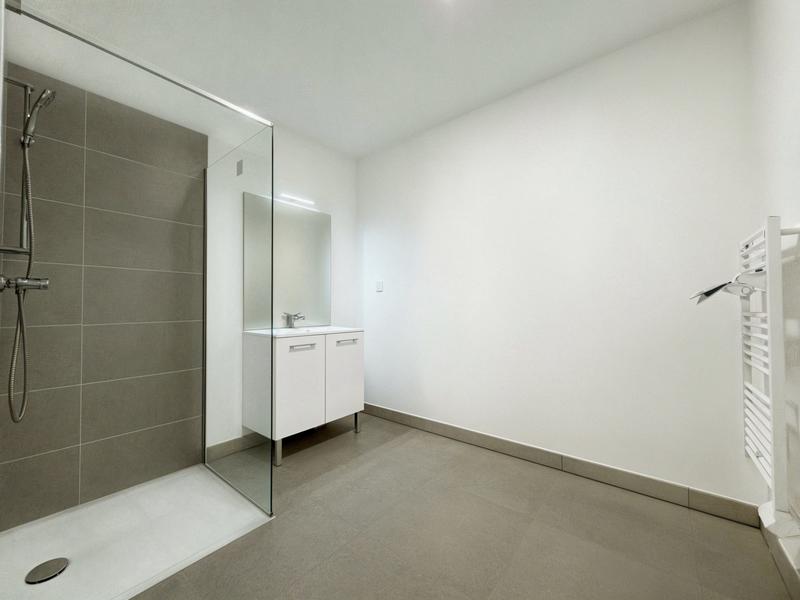 Appartement - 79 m² - 3 pièces