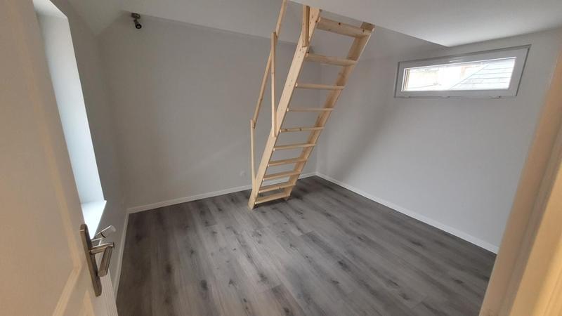 Maison - 90 m² - 6 pièces