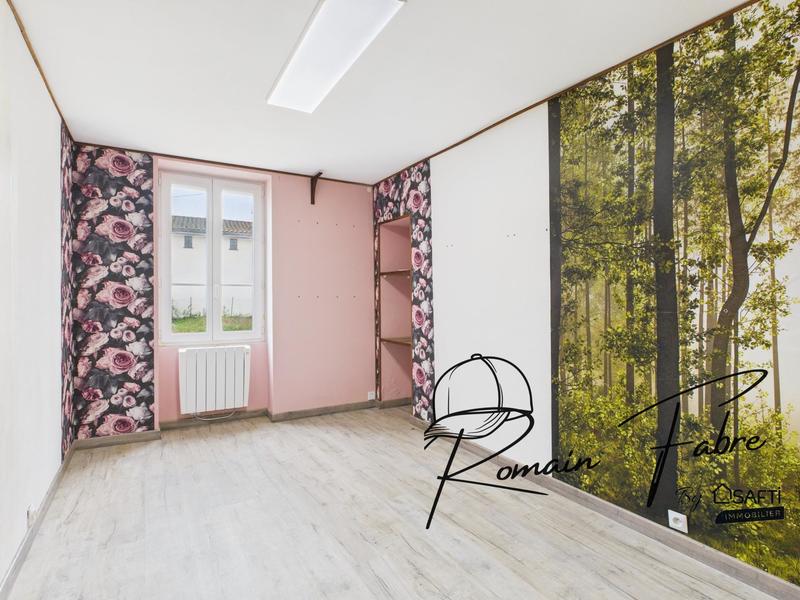 Maison - 275 m² - 9 pièces