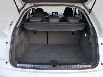 Audi Q3 2.0 Tfsi qu s tronic *Xenon*