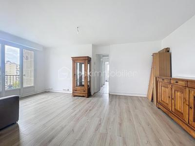 Appartement - 70 m² - 4 pièces