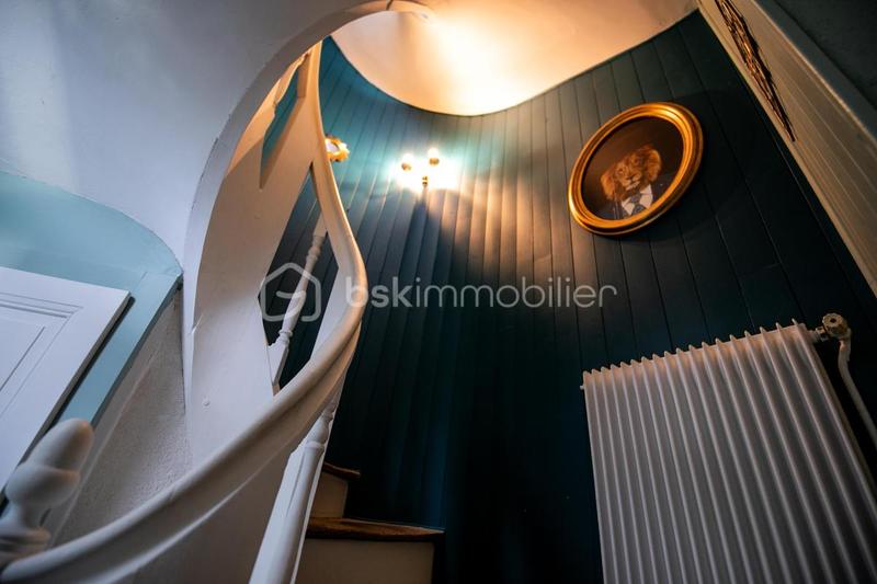 Maison de ville - 184 m² - 9 pièces