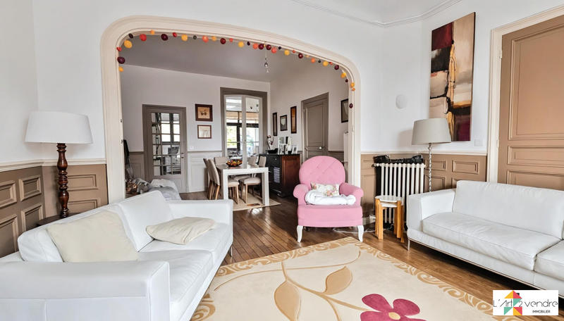 Maison - 175 m² - 7 pièces