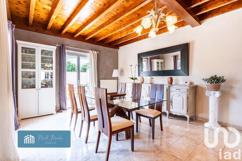 Maison - 184 m² - 7 pièces