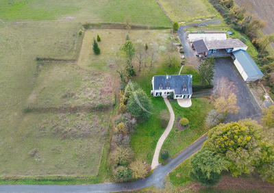 Maison - 148 m² - 8 pièces