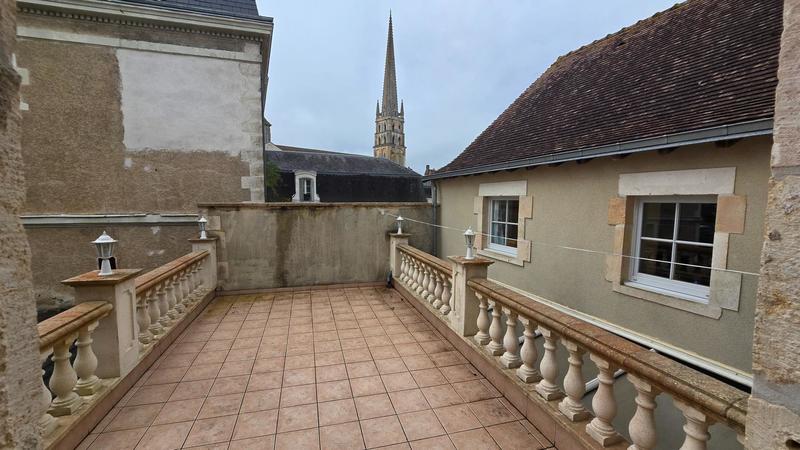 Maison de maîtres - 396 m² - 10 pièces