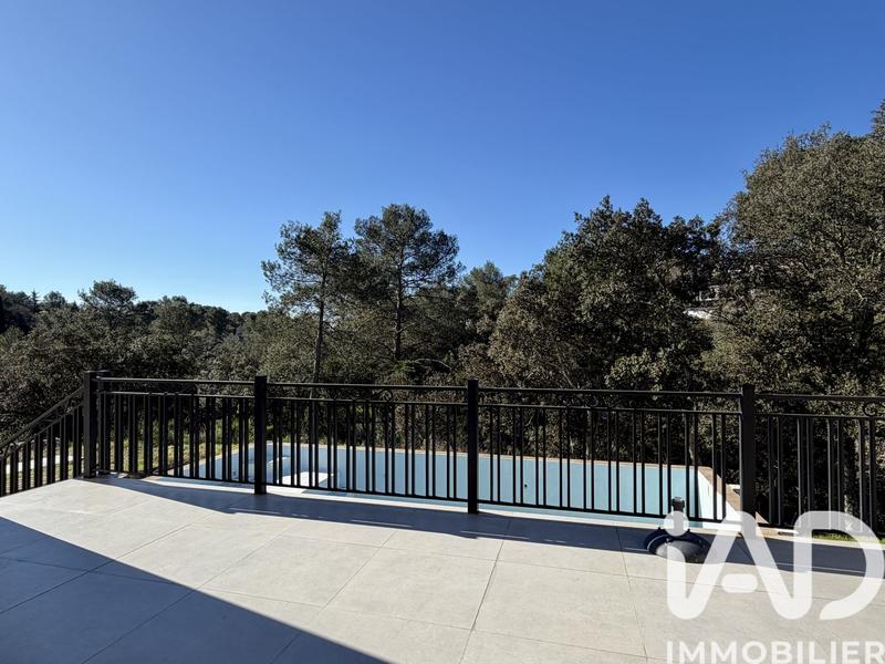 Maison - 128 m² - 5 pièces