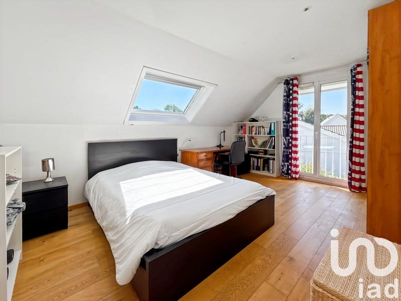 Maison - 180 m² - 7 pièces