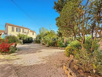 Immeuble - 420 m² - 22 pièces