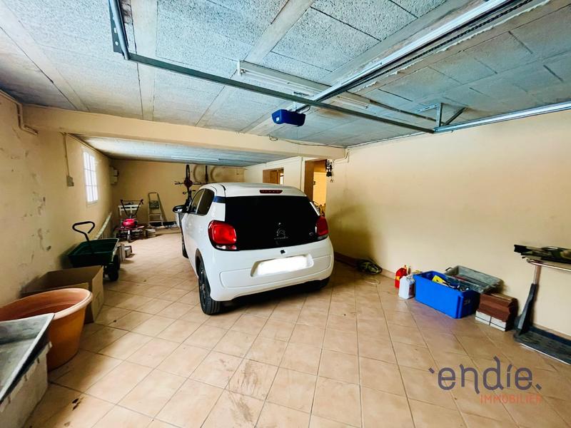 Maison - 179 m² - 6 pièces