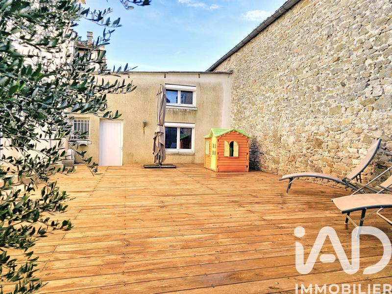 Maison - 85 m² - 5 pièces