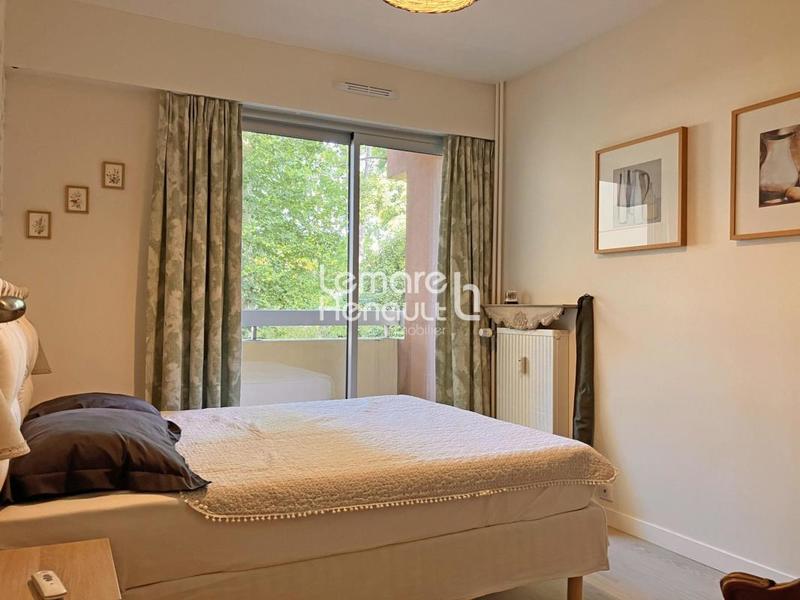 Appartement - 96 m² - 5 pièces