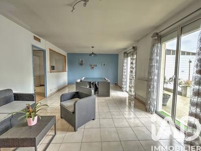 Maison - 93 m² - 5 pièces