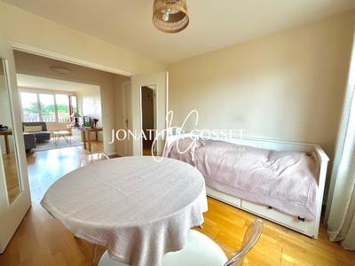 Appartement - 87 m² - 4 pièces