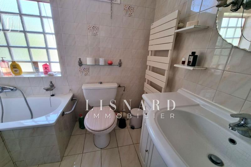 Maison - 135 m² - 4 pièces