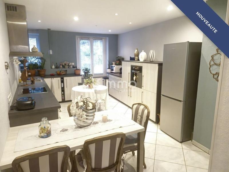 Appartement - 155 m² - 5 pièces