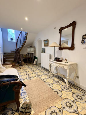 Maison - 210 m² - 8 pièces