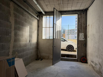 Entrepôt - 30 m²