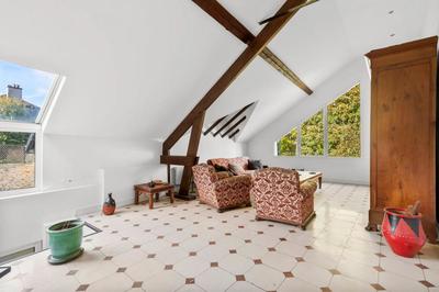 Corps de ferme - 237 m² - 9 pièces