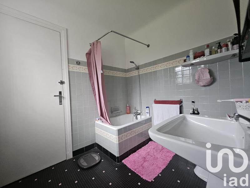 Maison - 207 m² - 6 pièces