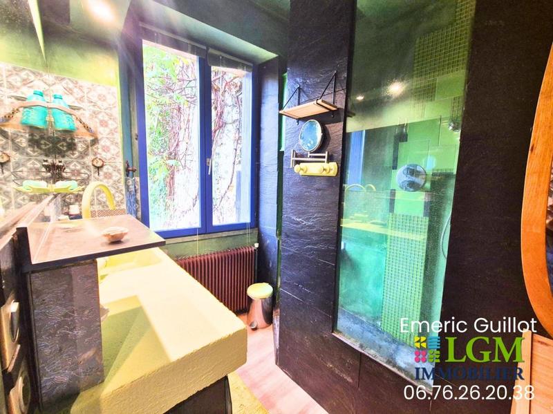 Maison - 185 m² - 6 pièces