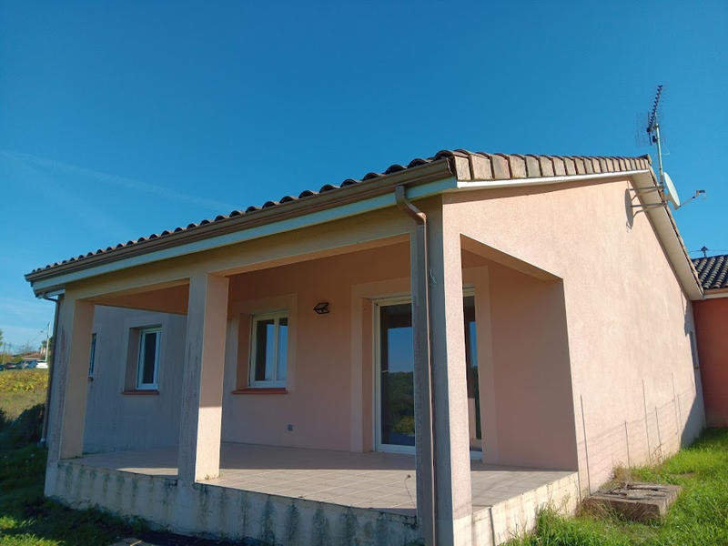 Maison - 93 m² - 4 pièces