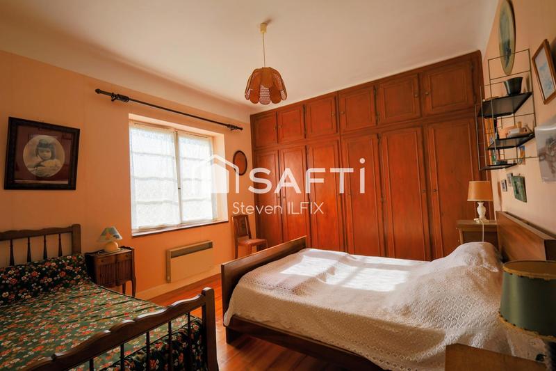 Maison - 185 m² - 6 pièces