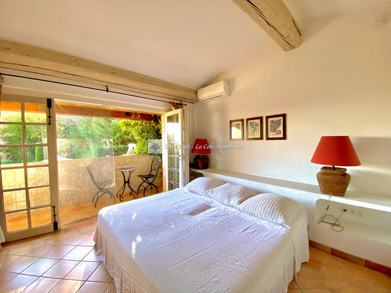 Maison - 234 m² - 6 pièces