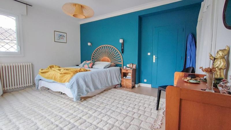 Maison ancienne - 220 m² - 7 pièces