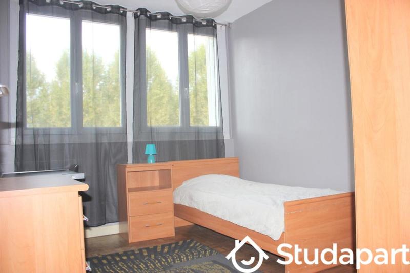 Chambre - 11 m² - 1 pièce