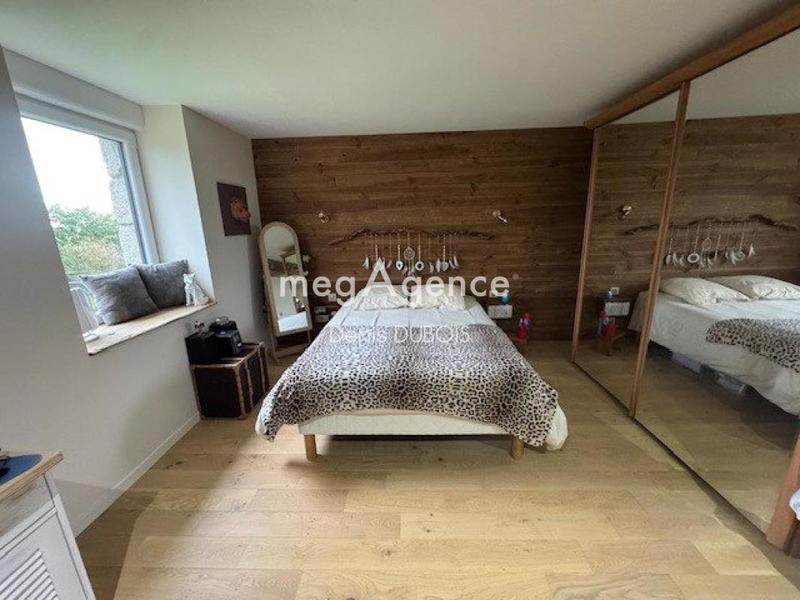 Corps de ferme - 360 m² - 10 pièces