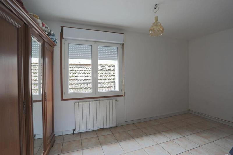 Maison - 250 m² - 7 pièces