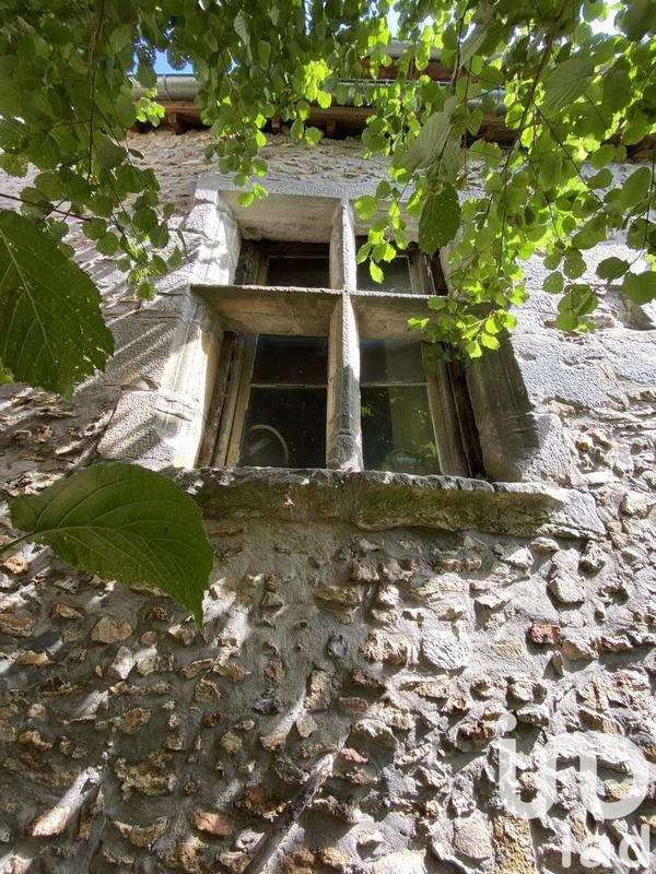 Maison - 246 m² - 9 pièces