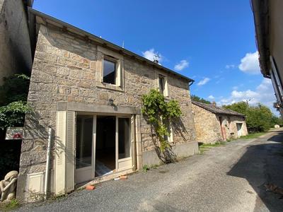 Maison ancienne - 104 m² - 5 pièces