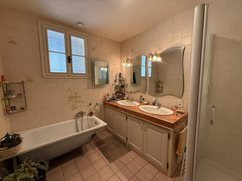 Maison - 142 m² - 6 pièces